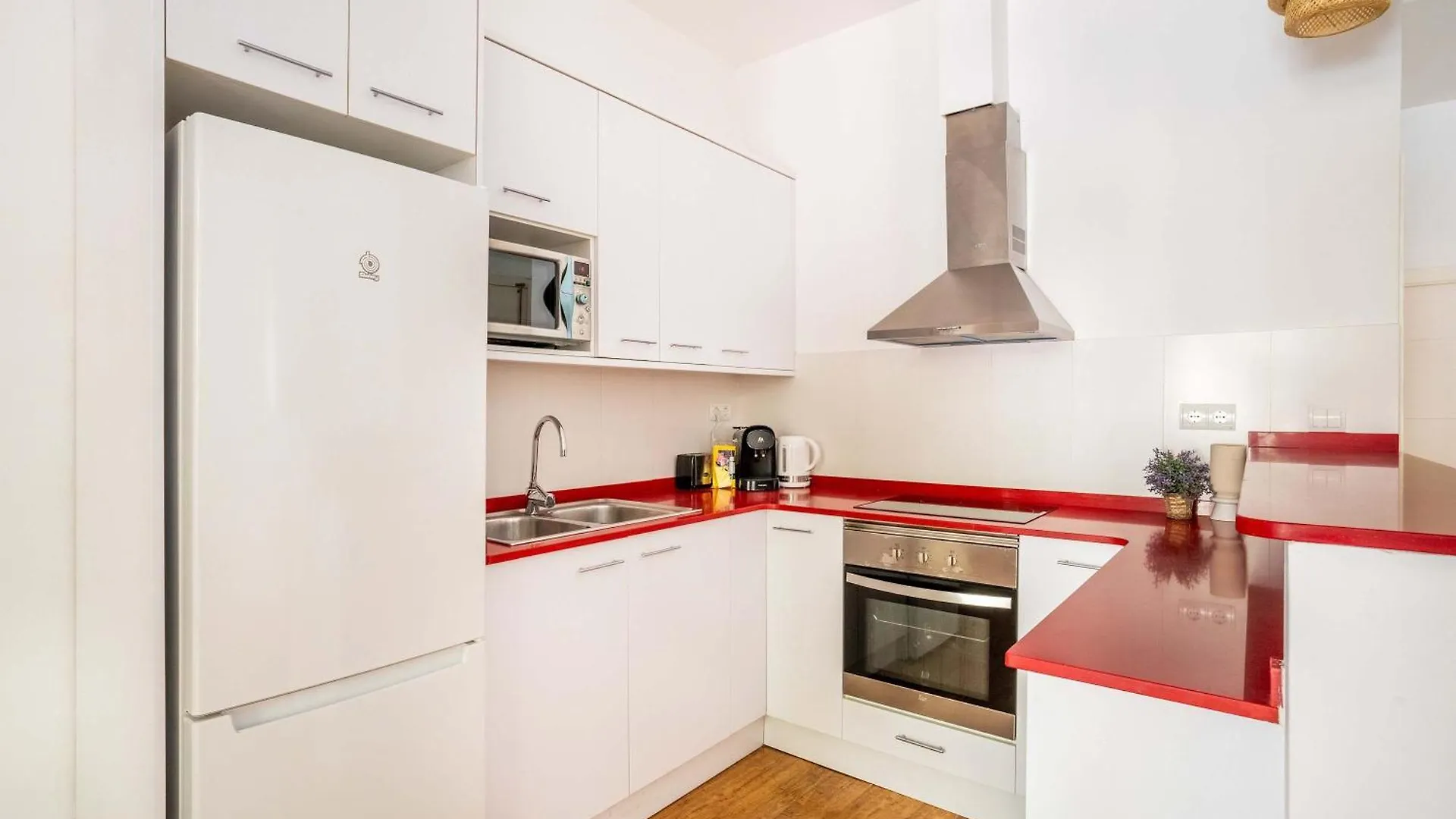Pl Universitat Bright And Cozy 2Bd - 2Bth Barcelona Apartment